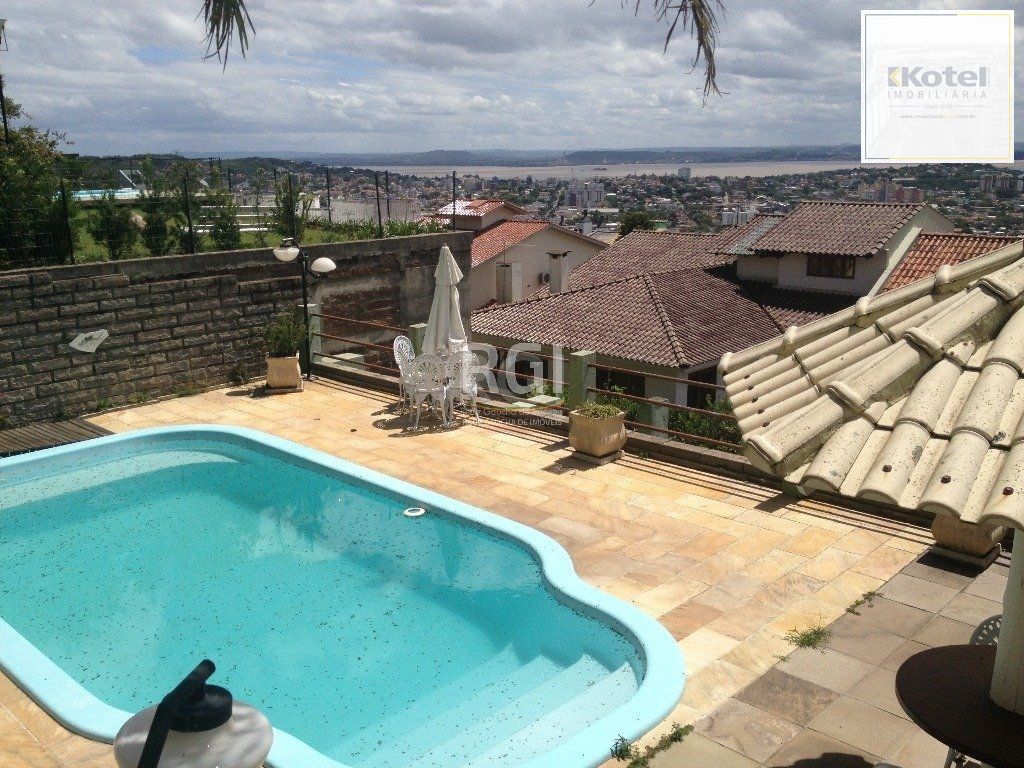 Casa Condominio para Venda - 350m², 4 dormitórios, sendo 1 suites, 2 vagas - Nonoai — foto 4