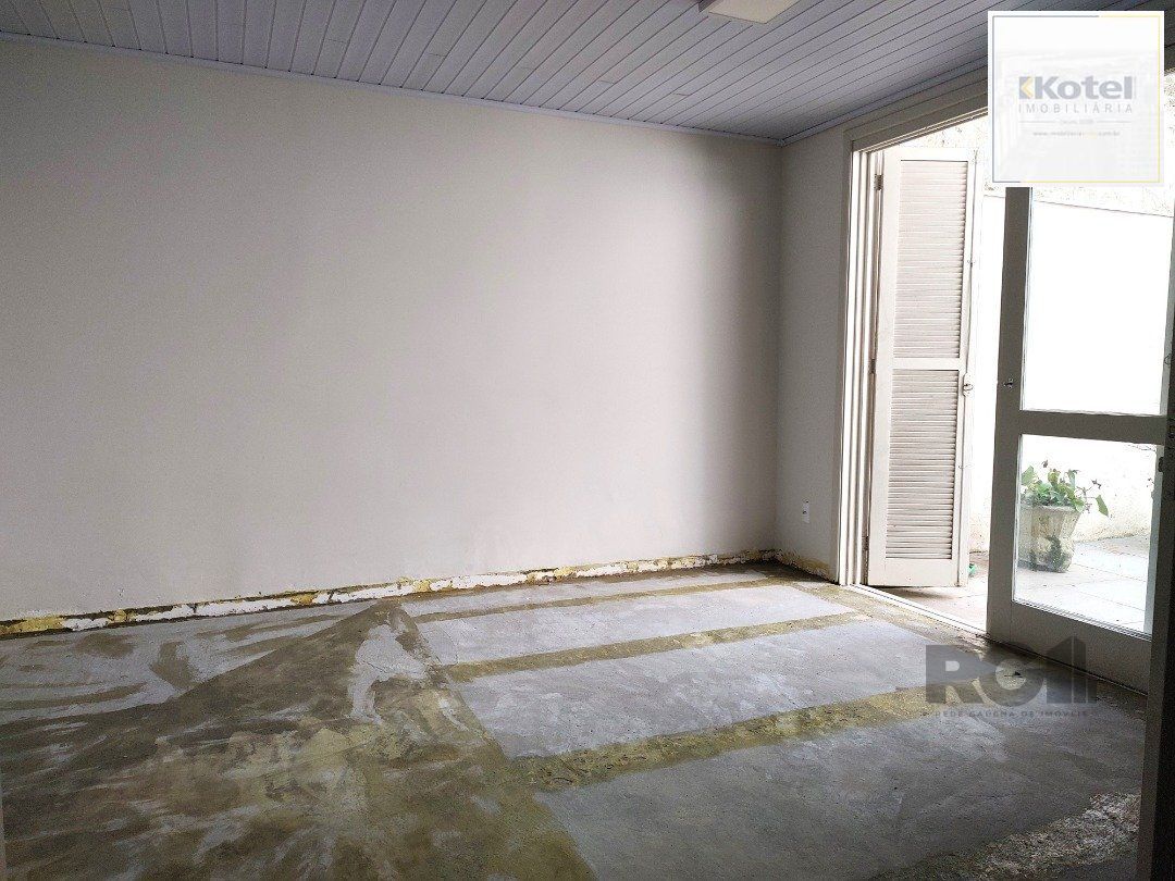 Apartamento Garden, 2 quartos, 1 suite, 2 banheiros, dependência de empregada - Bairro Petrópolis — foto 5
