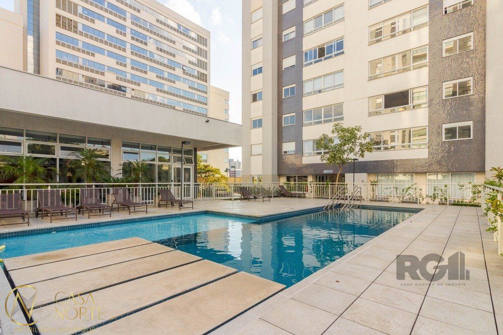 Apartamento à venda com 3 quartos, 117m², 3 suítes, 2 vagas, Rua São Josémaria Escriva no bairro Jardim do Salso em Porto Alegre