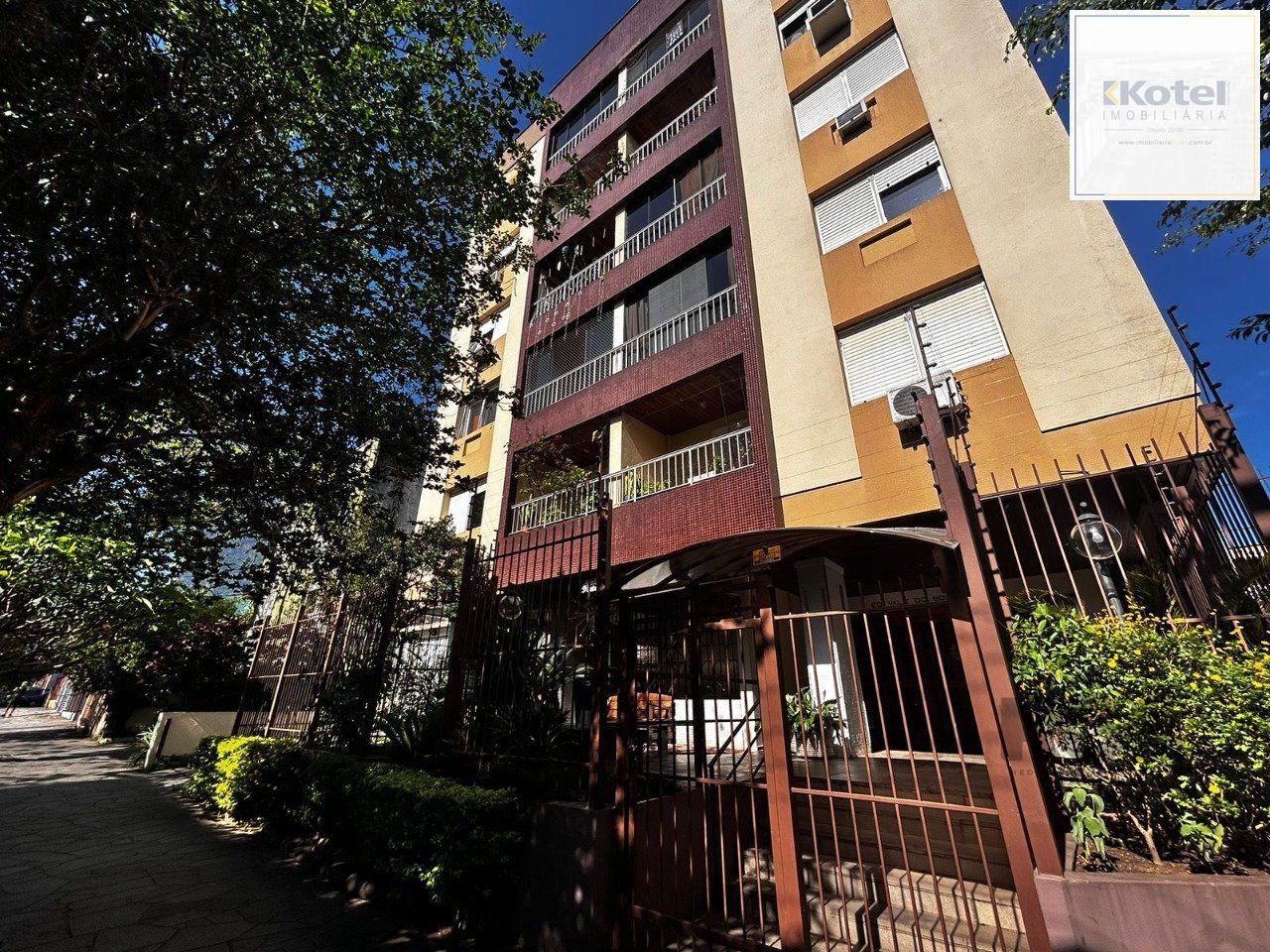 Apartamento com 2 quartos, vaga coberta - 84,71m² no bairro Menino Deus, Poa/RS — foto 4