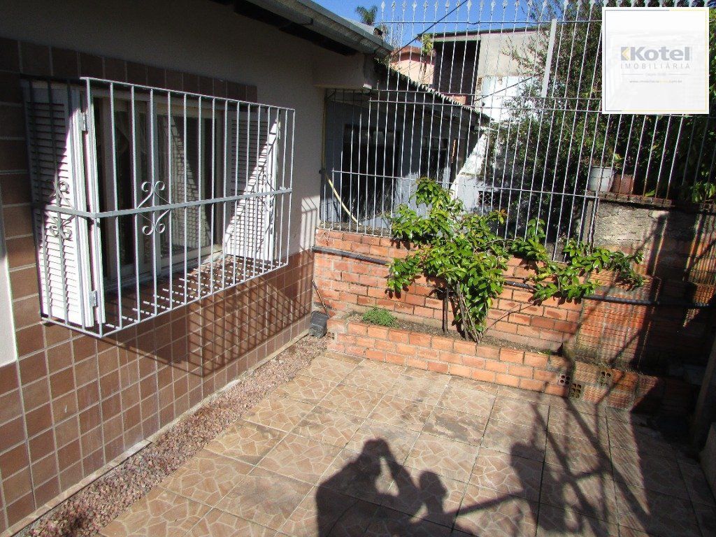 Casa para Venda - 180m², 3 dormitórios, 2 vagas - Jardim Carvalho
