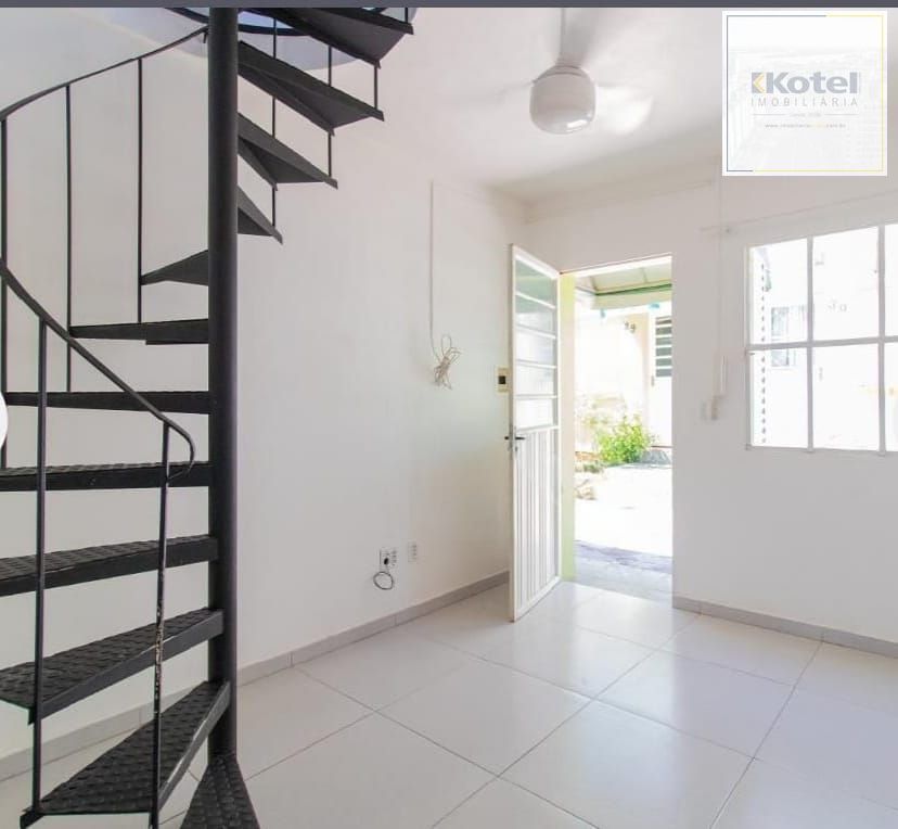Casa aconchegante  com 1 dormitório, suíte, vaga, no bairro São José em Poa/RS.