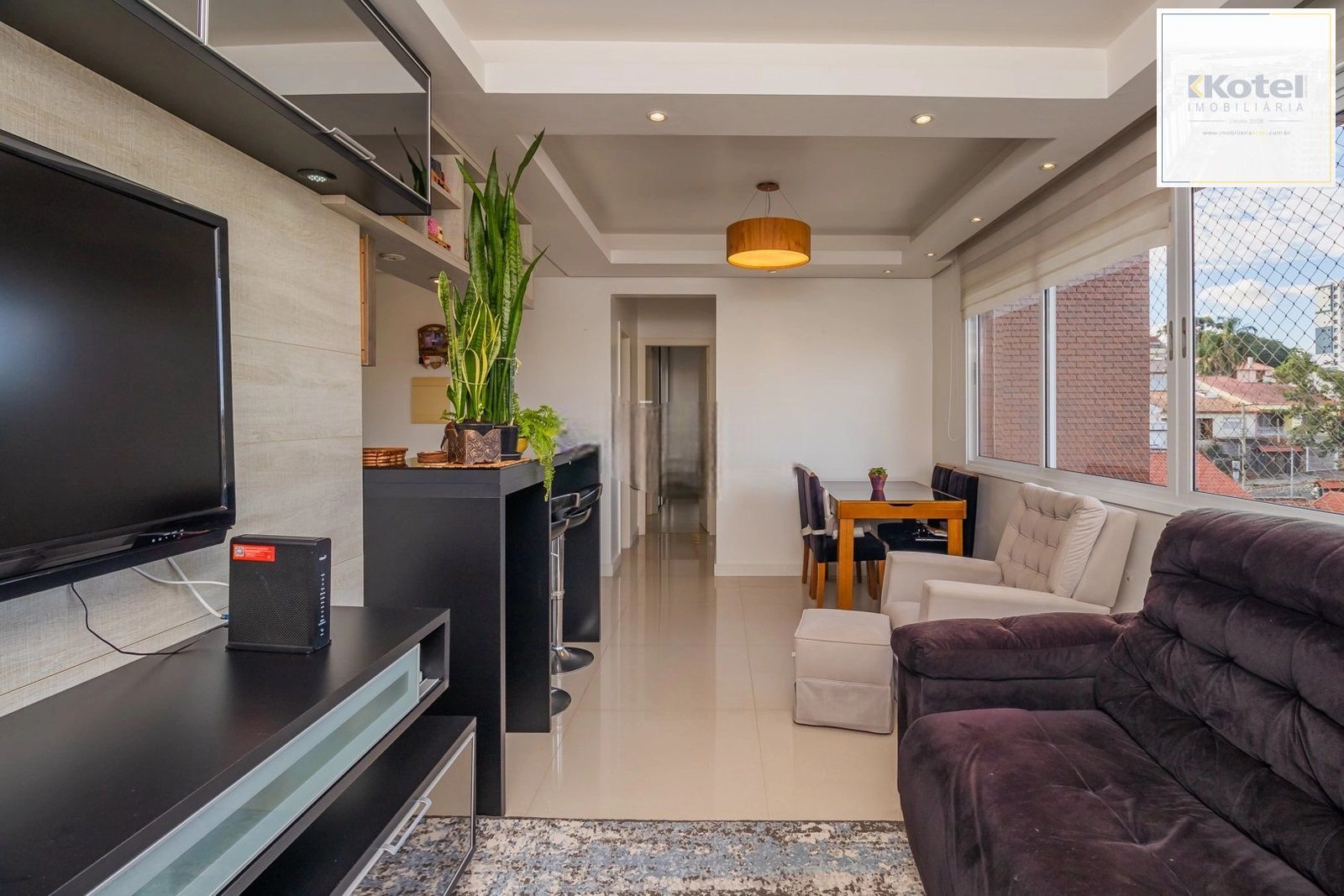 Apartamento 2 Dormitórios com Suíte e 2 Vagas no Jardim Botânico – Porto Alegre — foto 2