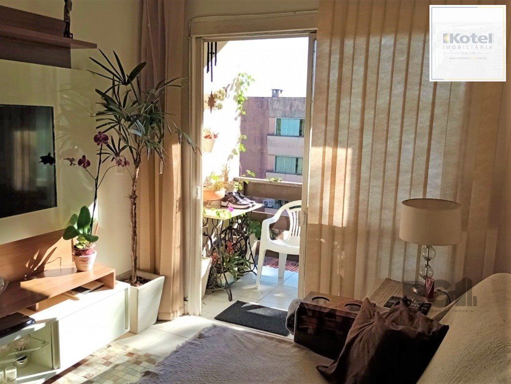 ótimo apartamento 2 dormitórios com sacada e 1 vaga de garagem coberta por convenção. — foto 4