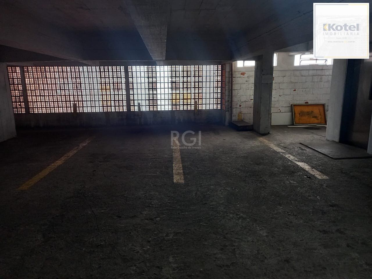 Box para Venda - 13m², 0 dormitórios, Centro Histórico — foto 4