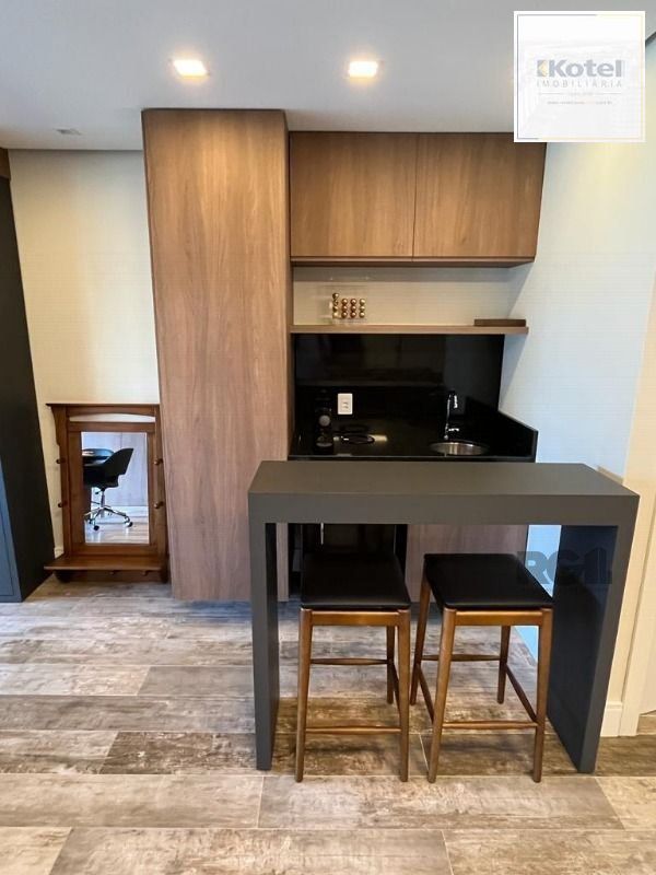 Sala Comercial à venda, 36m², Centro Histórico - Porto Alegre