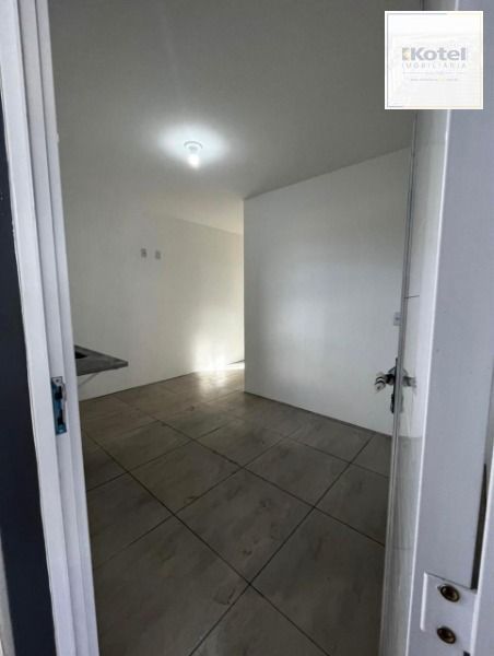 Predio em Porto Alegre, no bairro Hípica, à venda. — foto 3