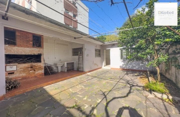 Casa a venda Bairro Petrópolis/ 3 Dormitórios 2 Vagas — foto 4
