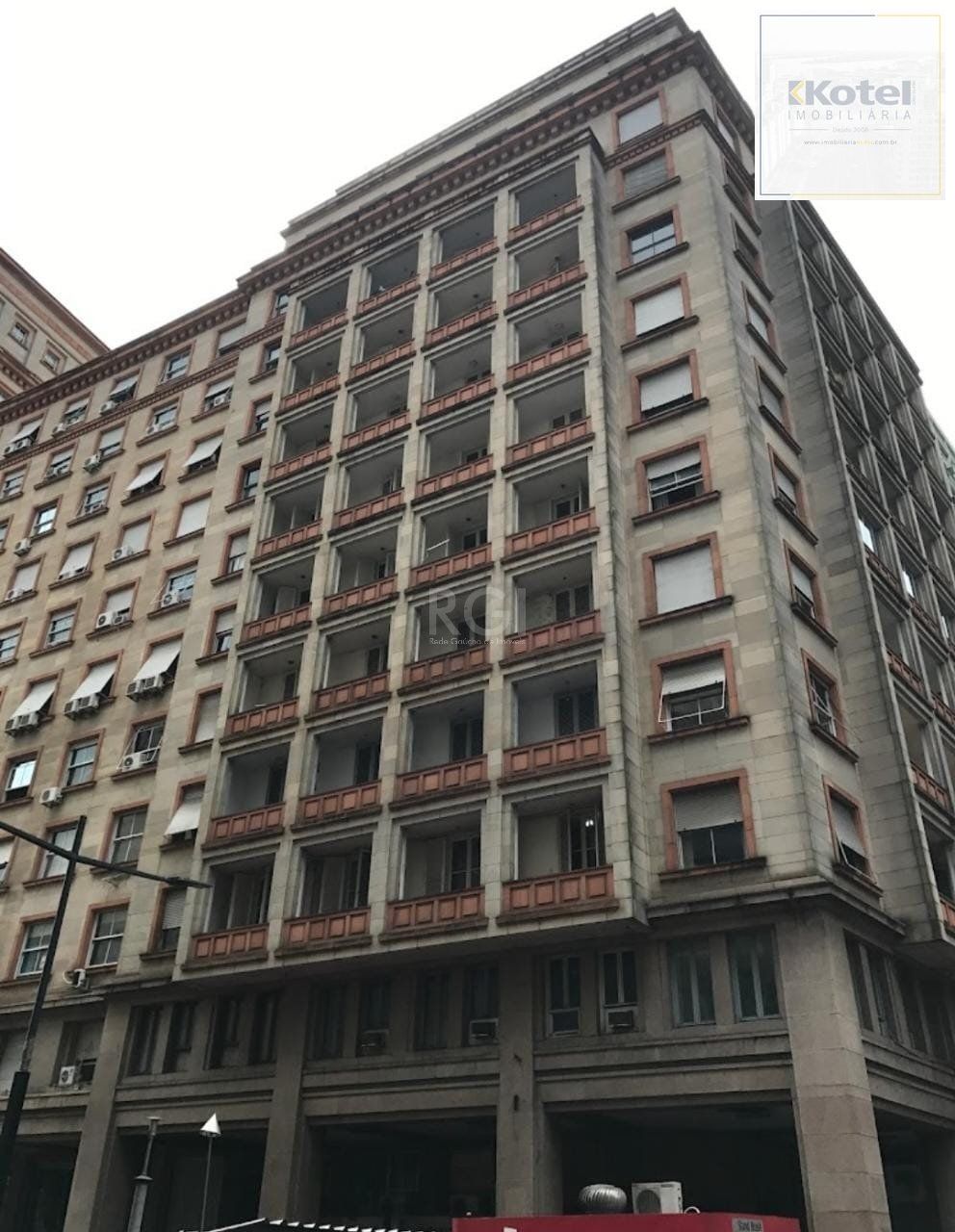 Sala comercial localizada no Centro Histórico