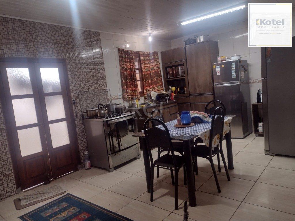 Casa para Venda - 250m², 3 dormitórios, sendo 1 suites, 2 vagas - Passo das Pedras — foto 2