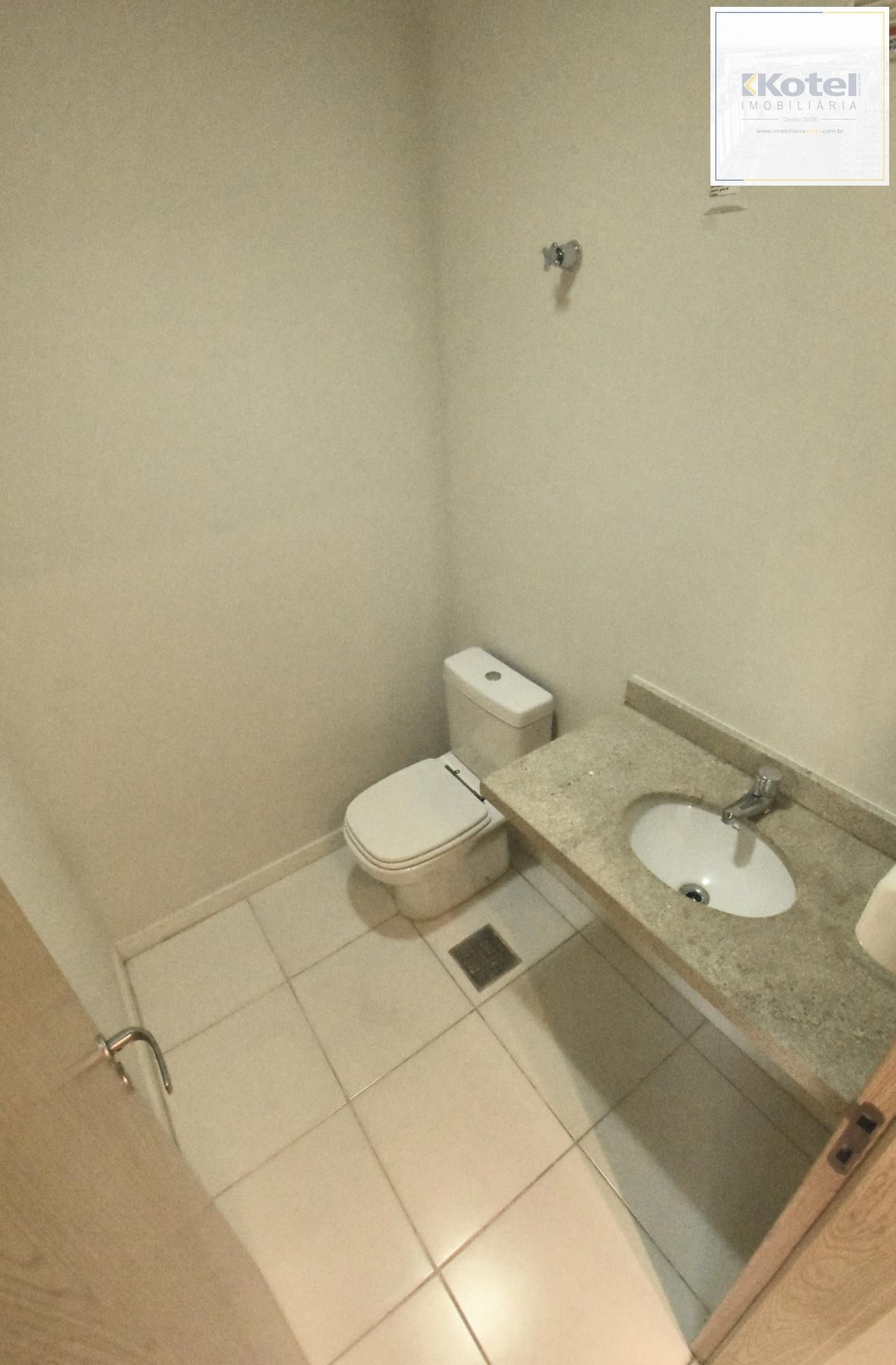 Linda Sala Comercial no Condomínio Getúlio Vargas  Prime Ofices