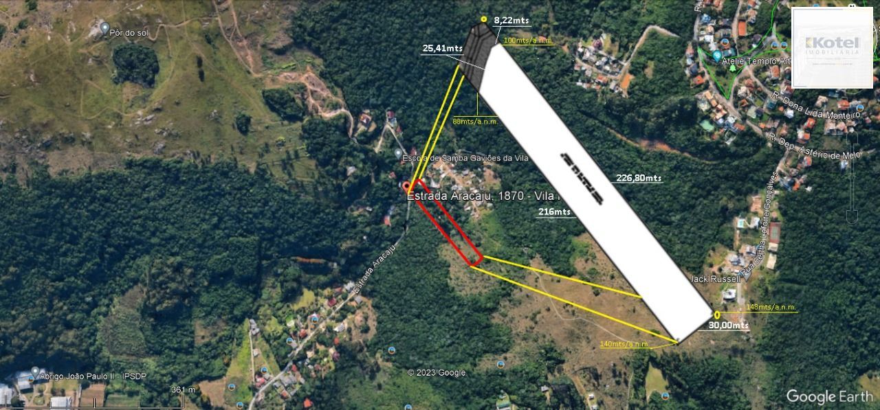 Terreno com 5.945,56 totais . — foto 2