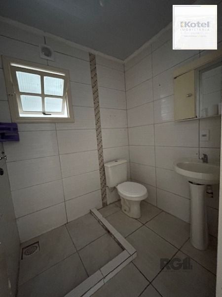 Casa em Porto Alegre, no bairro Hípica, com 2 dormitório(s), e 2 banheiros, à venda. — foto 5