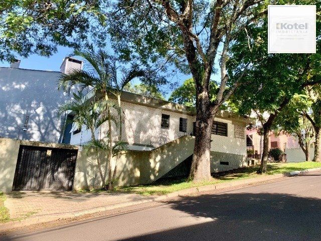 Casa de 3 dormitórios no bairro Bom Jesus — foto 2