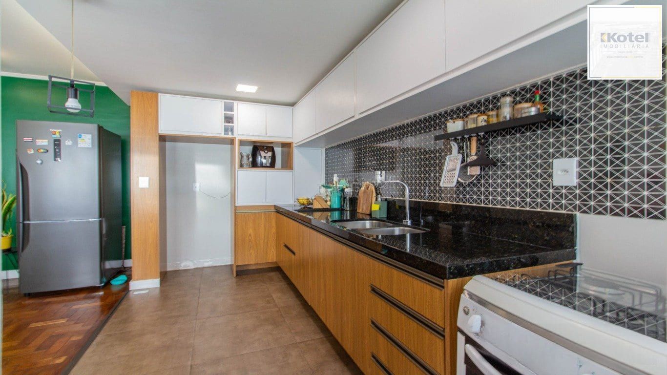 Apartamento de 2 dormitorios à venda em Higienópolis, Porto Alegre.
