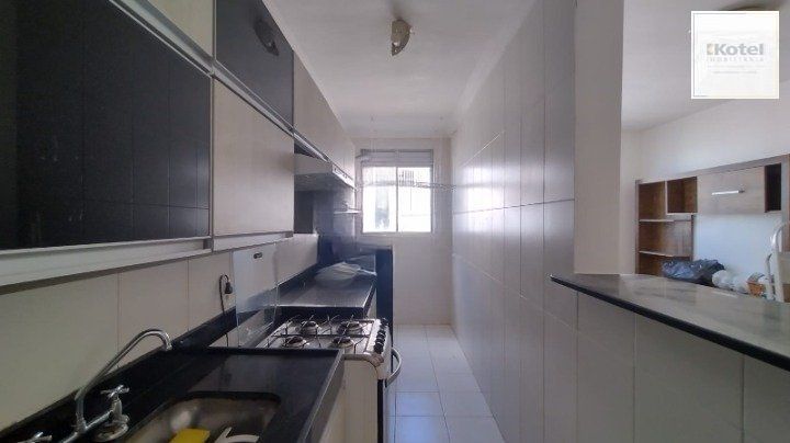Apartamento de 2 dormitórios á venda no Bairro Jardim Itu, Porto Alegre.