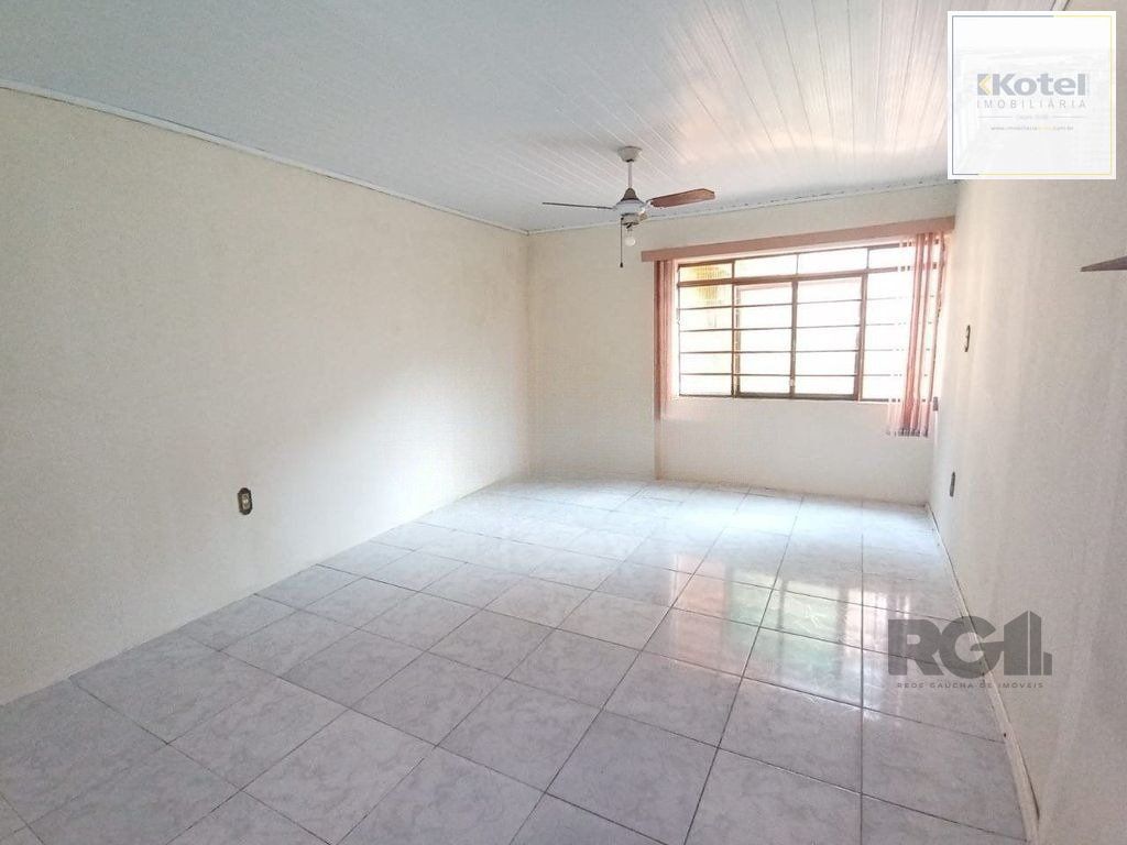 Casa de 2 dormitórios no bairro Campo Novo