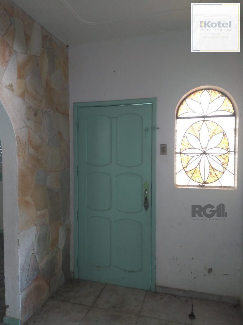 Casa 3 dormitórios, vaga de garagem, Bairro Vila Cachoeirinha
