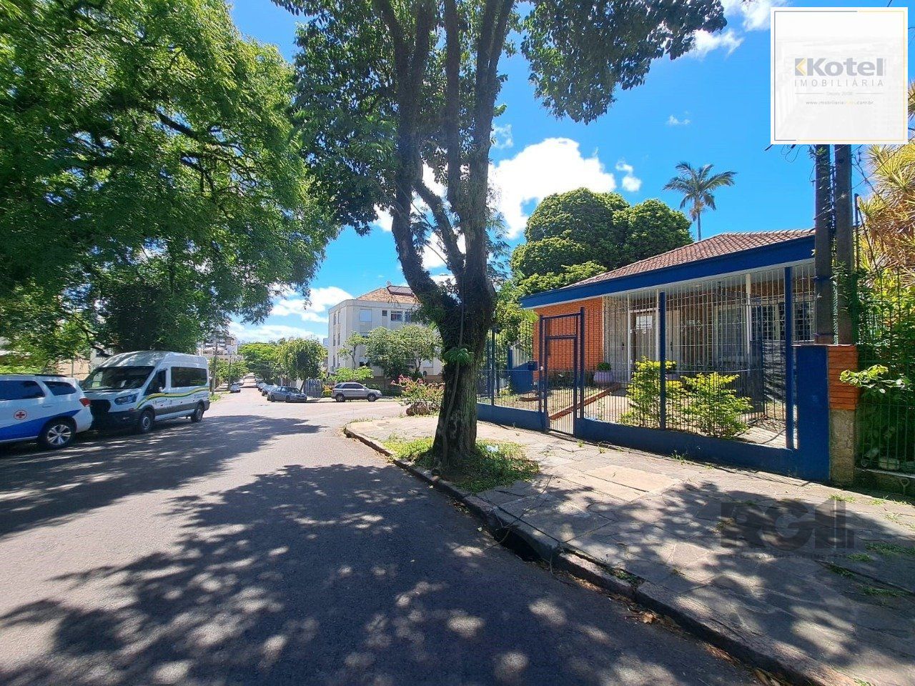 Casa 5 quartos à venda, 330m², Vila Ipiranga - Porto Alegre