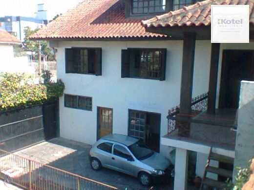 Mansão com 05 Quartos no Bairro Partenon — foto 4