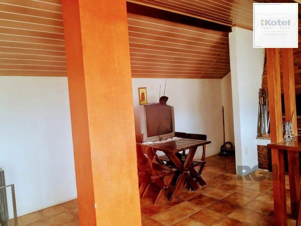 Casa com 3 dormitórios no bairro Tristeza — foto 4