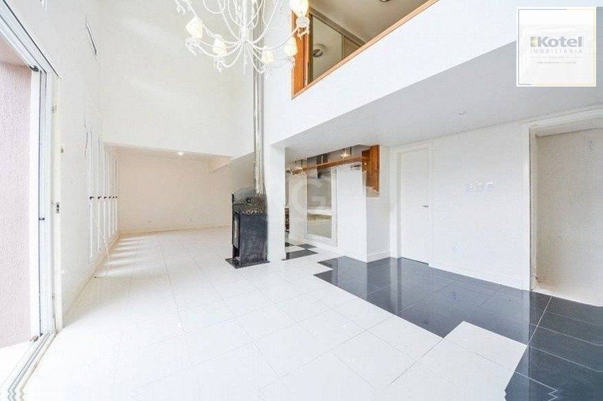 Casa à venda com 2 quartos, 255m² Rua CORONEL GOMES DE CARVALHO, Sétimo Céu, Porto Alegre — foto 2