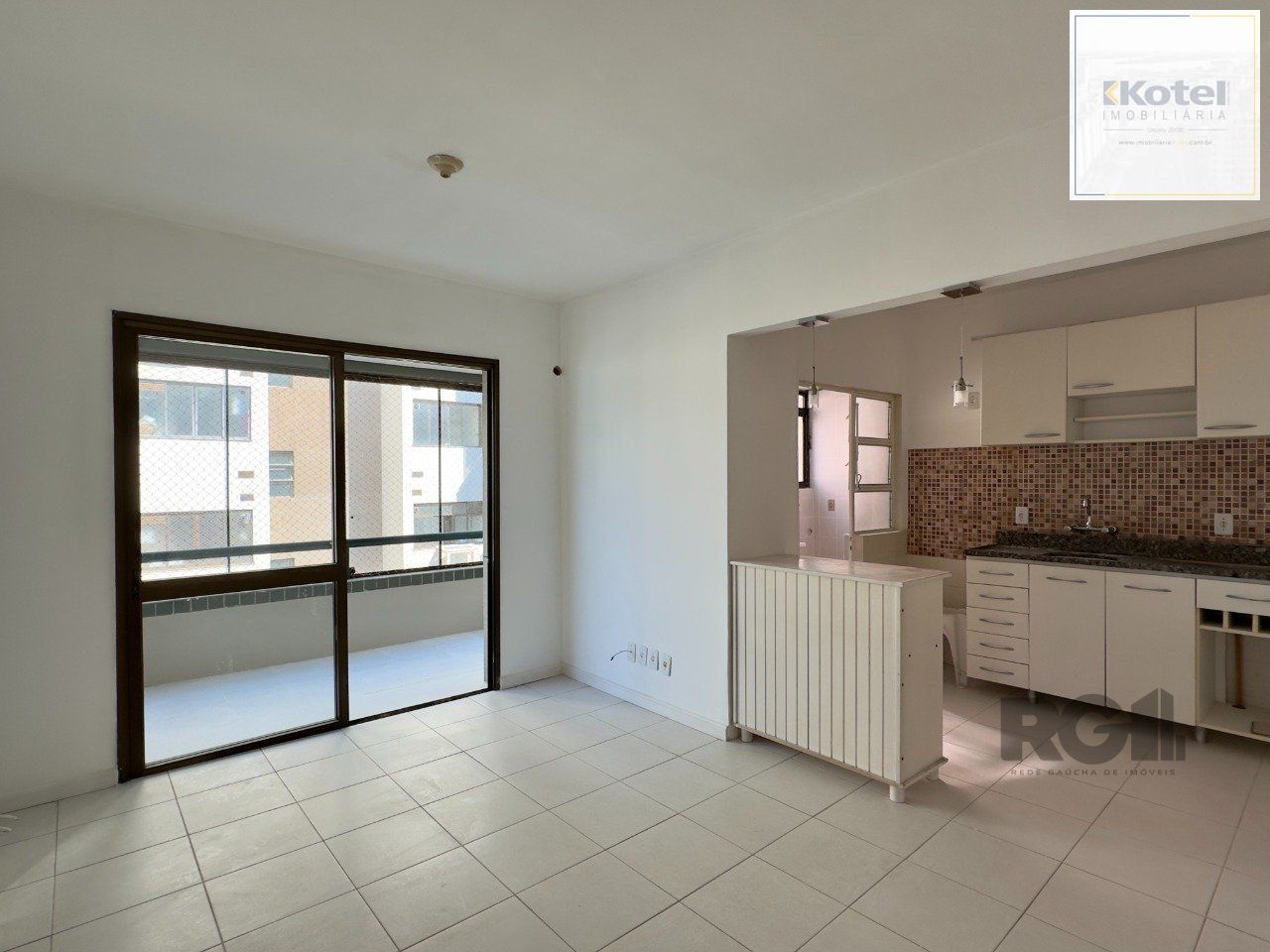 COBERTURA COM 174M², DE FRENTE, 3 DORMITÓRIOS, EM ÓTIMA LOCALIZAÇÃO NO MENINO DEUS — foto 3