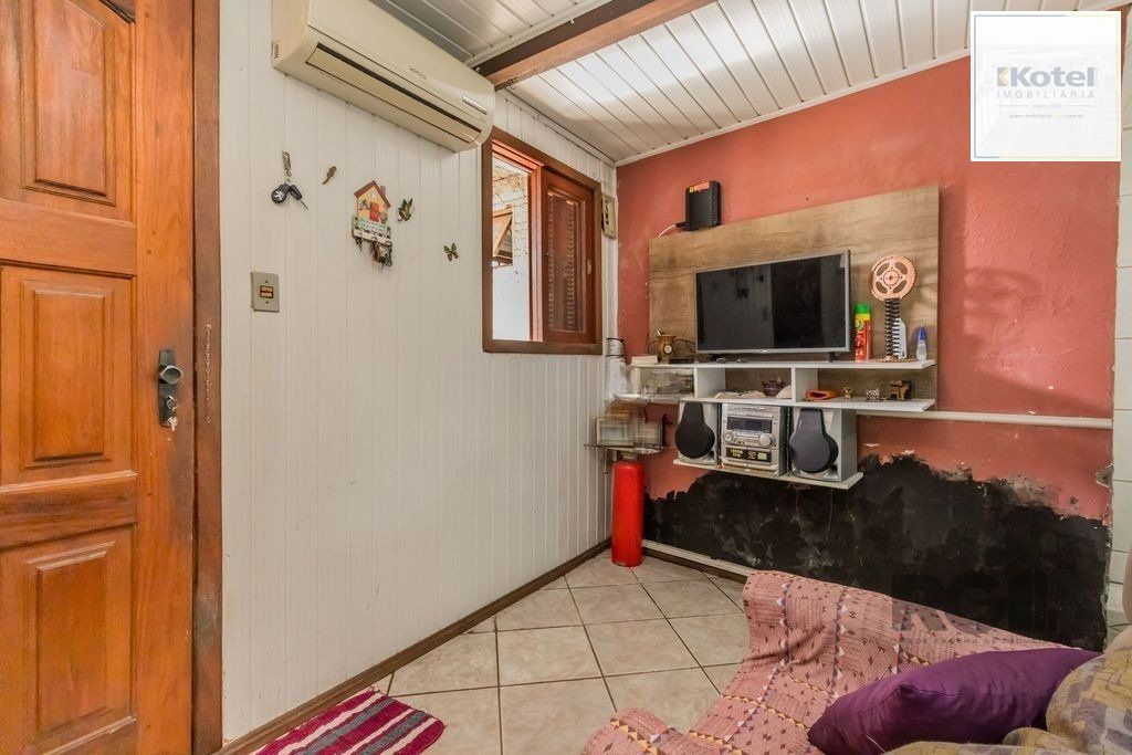 Casa de 4 dormitórios,  no bairro Vila Jardim — foto 2