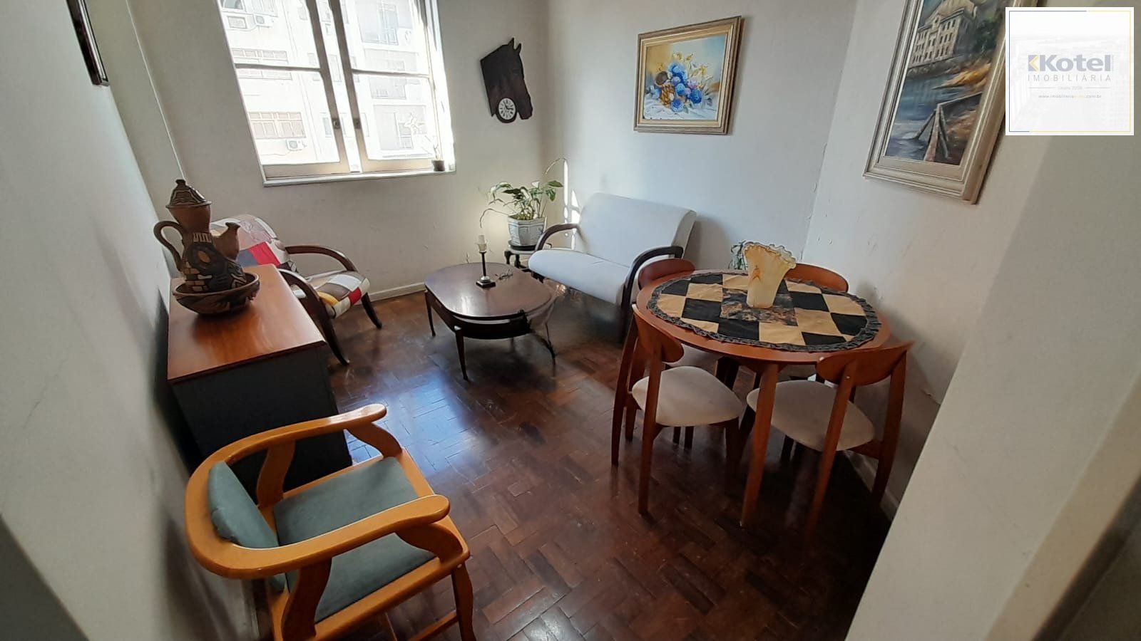 Apartamento de 2 dormitórios no Bairro Centro Histórico - Porto Alegre.