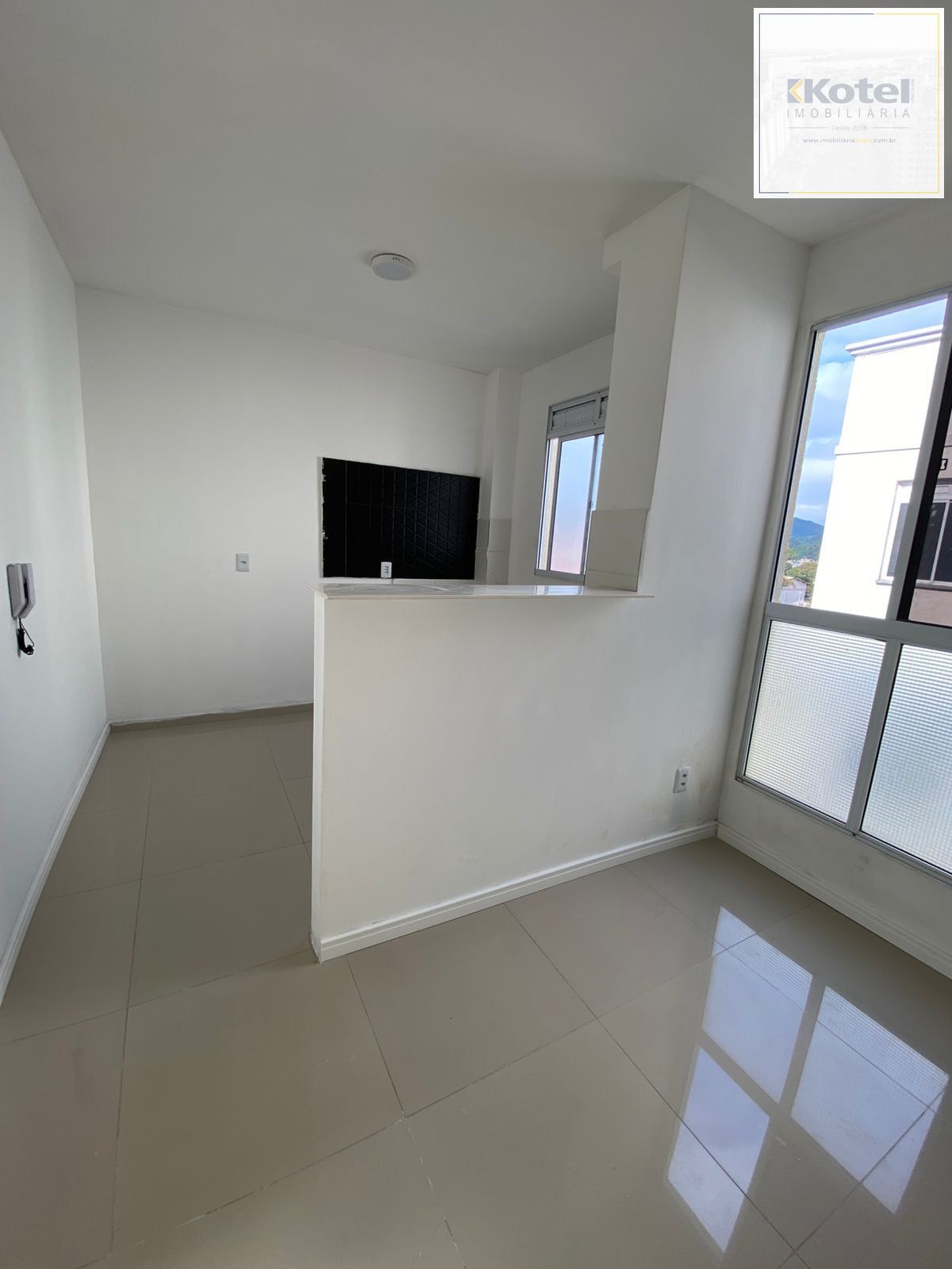 Apartamento de 2 dormitorios á venda no Bairro Vila Nova. — foto 5