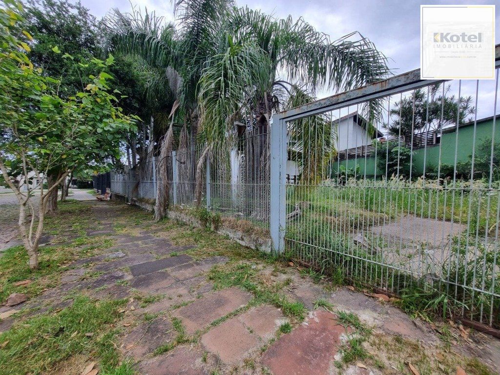 Casa com 3 quartos, 4 vagas e 120m² no bairro Vila Assução