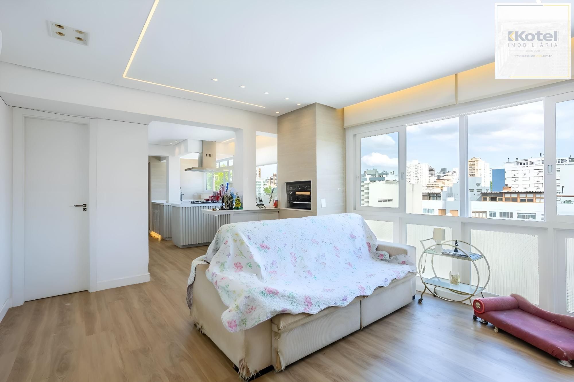 Apartamento de 3 dormitorios, à venda em Petrópolis, Porto Alegre. — foto 2