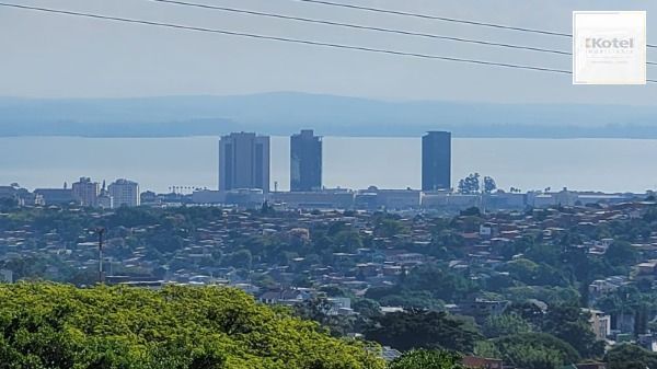 Casa em Porto Alegre, no bairro Teresópolis, com 2 dormitório(s), e 2 banheiros, à venda. — foto 4