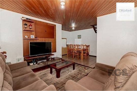 casa de 260m², bairro Costa e Silva