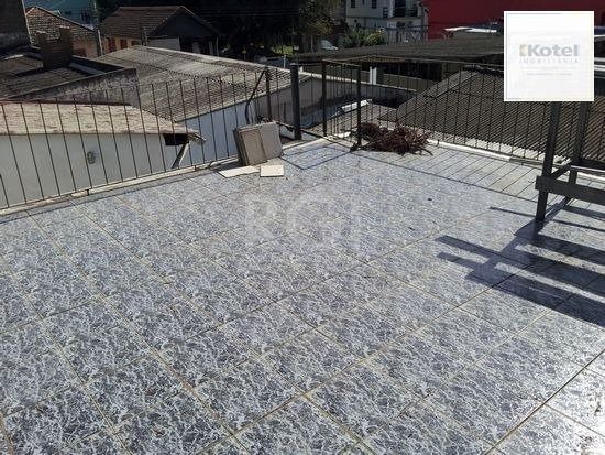 Casa para Venda - 80m², 3 dormitórios, sendo 1 suites, 2 vagas - Teresópolis — foto 2
