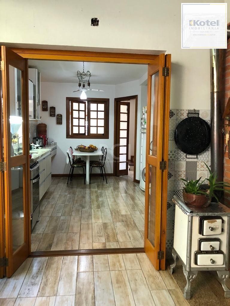 Casa para Venda - 178.5m², 3 dormitórios, sendo 2 suites, 2 vagas - Tristeza — foto 4