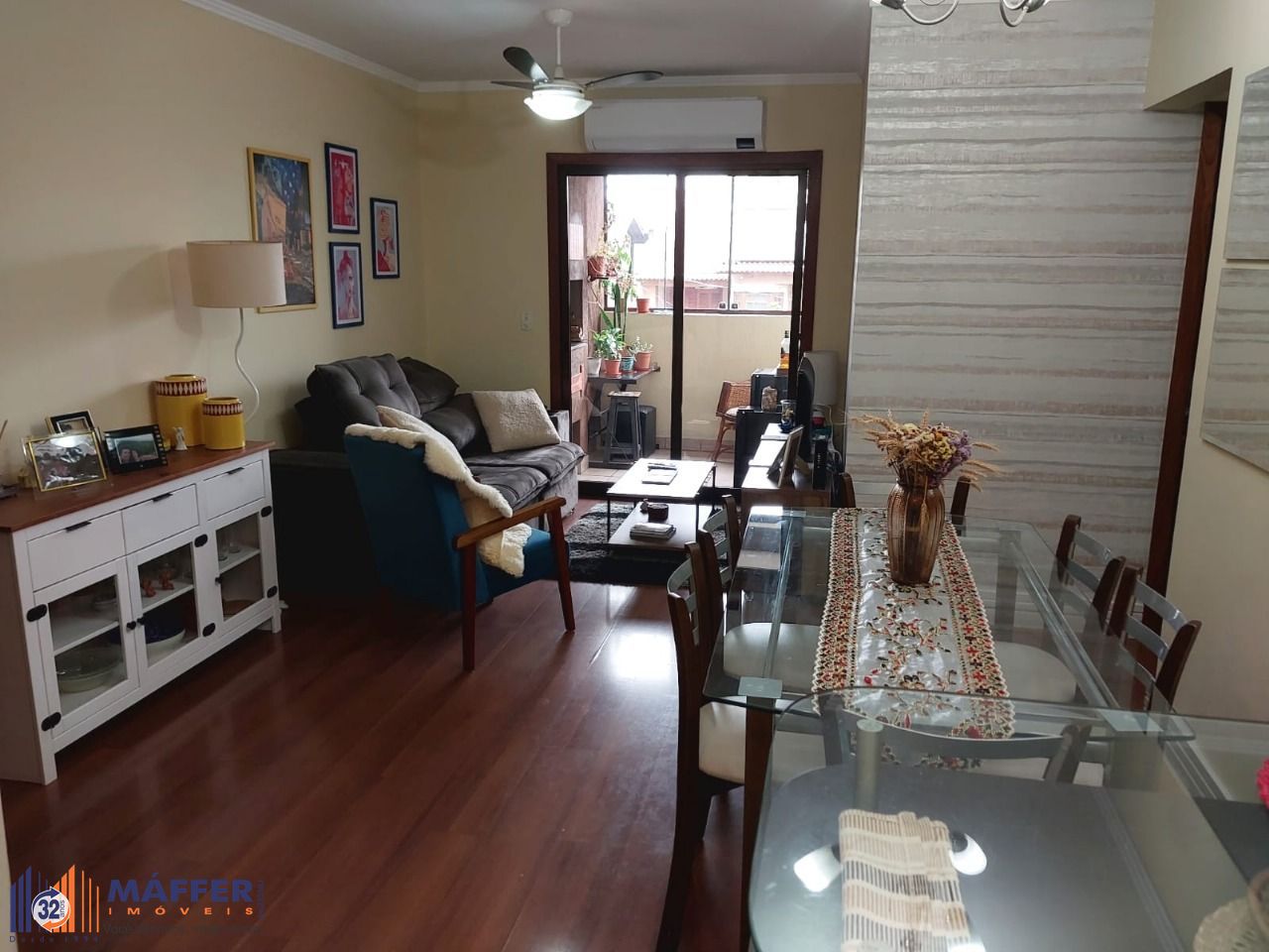 Apartamento 03 dormitórios sem 01 suite com 02 vagas de garagem escriturada