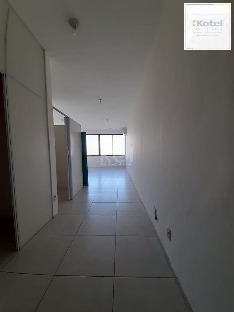 sala comercial localizada na Av Independência em frente ao Hospital Sto Antonio — foto 5