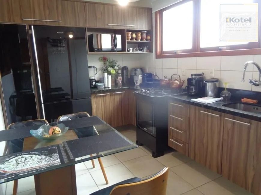 Sobrado com 3 dormitórios, terraço e espaço gourmet no São Sebastião – POA — foto 5