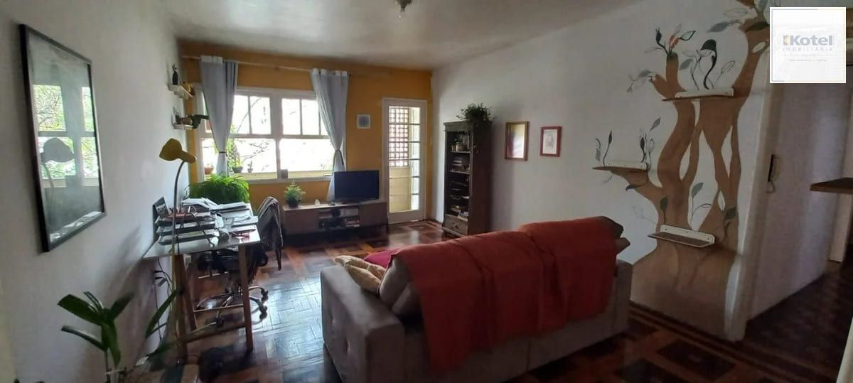 Apartamento de 2 dormitorios à venda em Rio Branco, Porto Alegre.