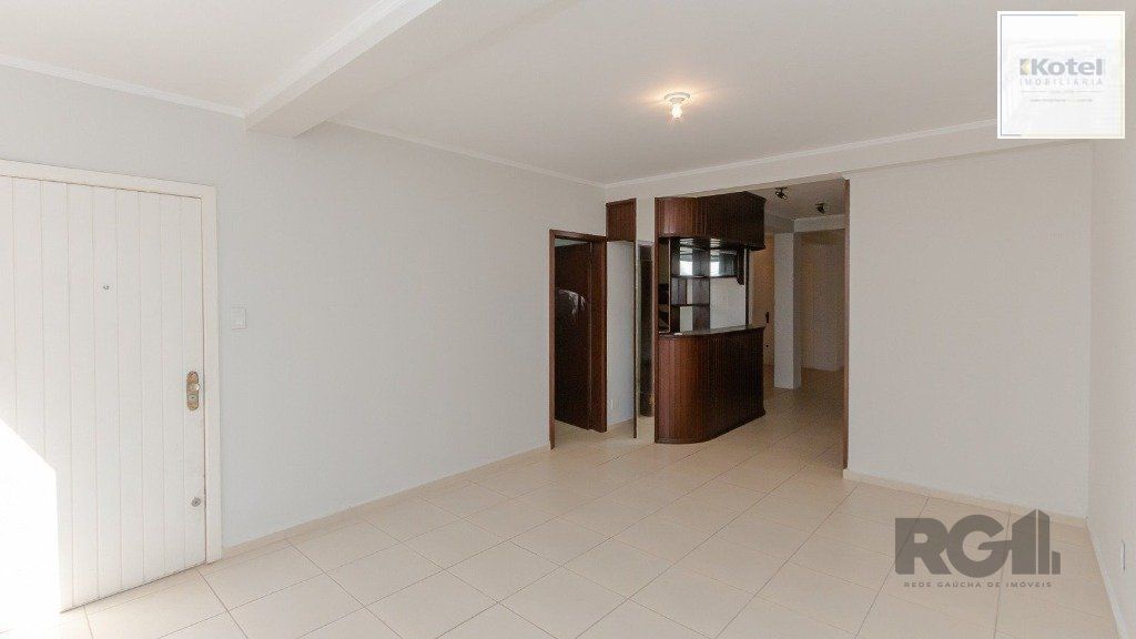 Casa com 4 dormitórios, 4 vagas no bairro Vila Jardim — foto 3