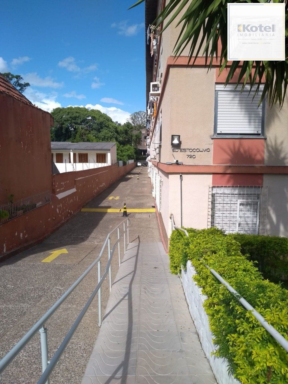 Apartamento 2 dormitórios, 1 vaga de garagem, no bairro Glória, Porto Alegre/RS — foto 2