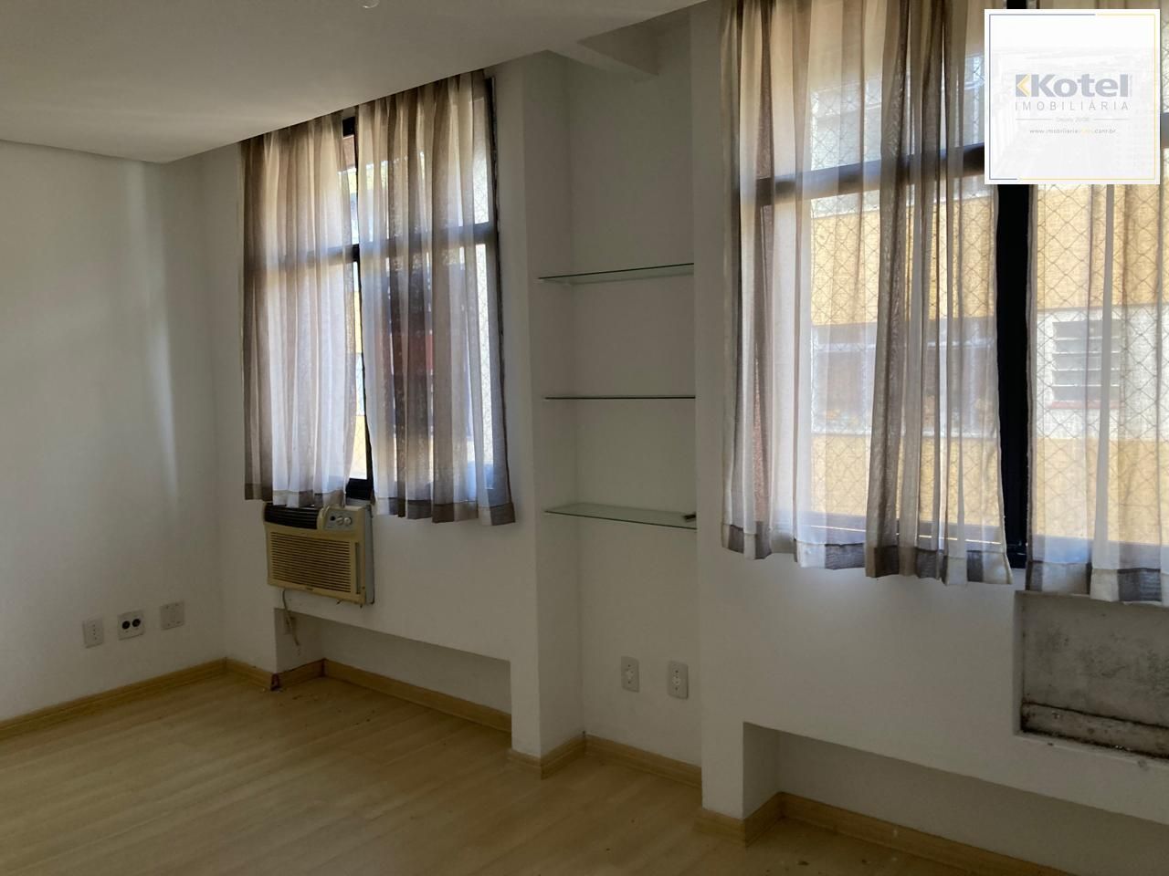 ÓTIMA SALA COM 37 METROS PRIVATIVOS E BOX ESCRITURADO