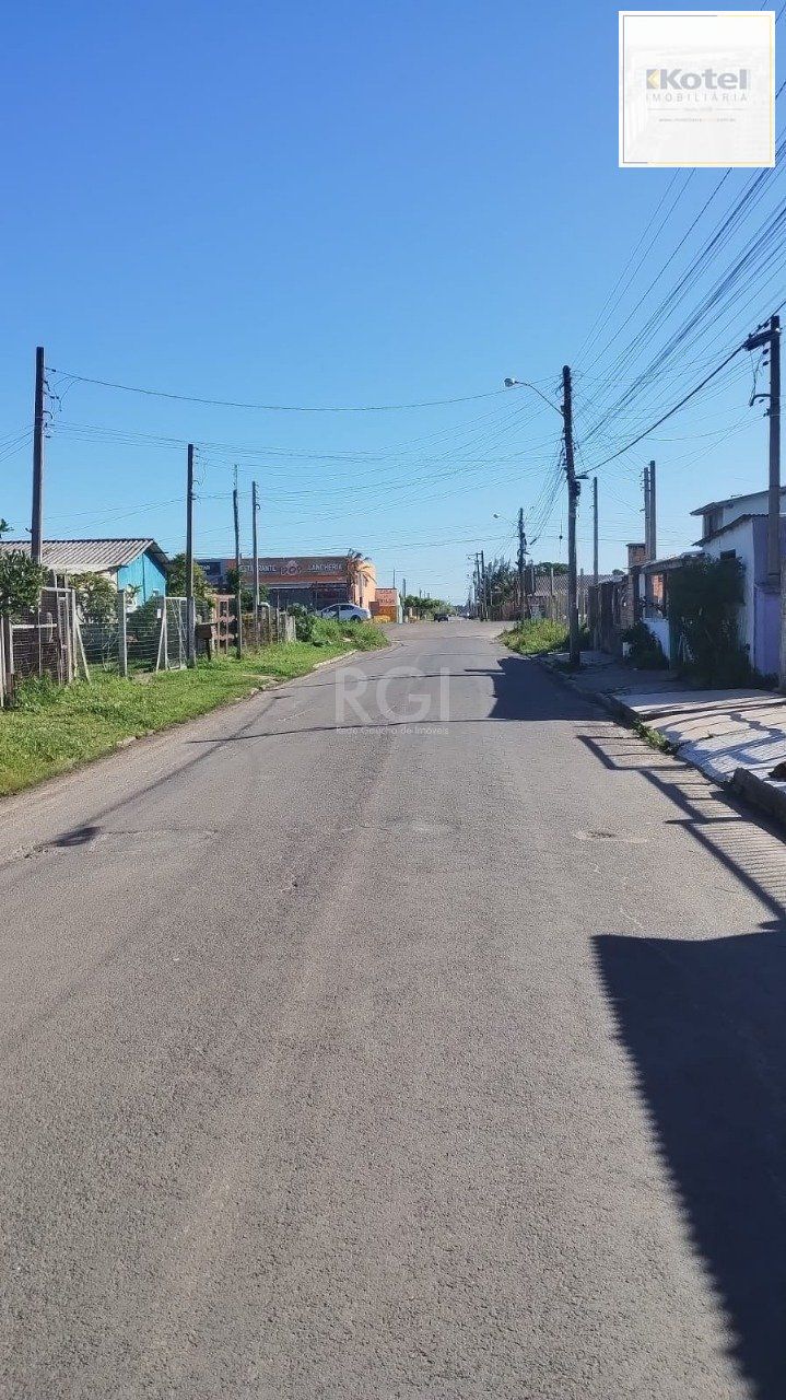 Terreno com 3 casas no pátio bairro  São Francisco TRAMANDAÌ/RS — foto 2