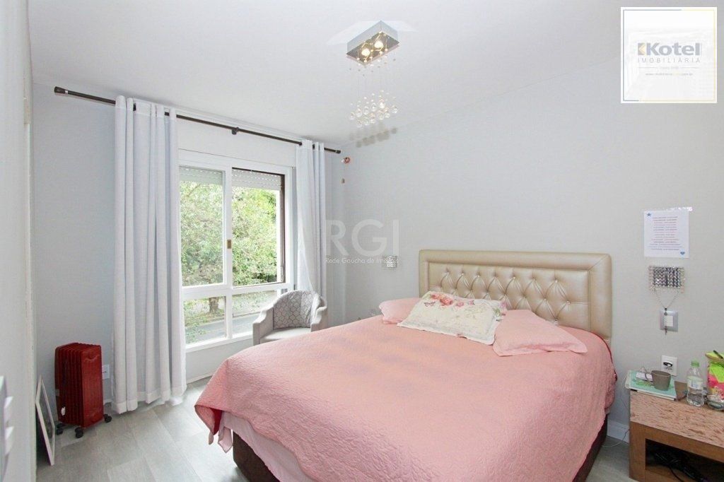 Apartamento 123m² - 3 dormitórios, 1 suíte e 1 vaga de garagem no bairro Petrópolis — foto 5
