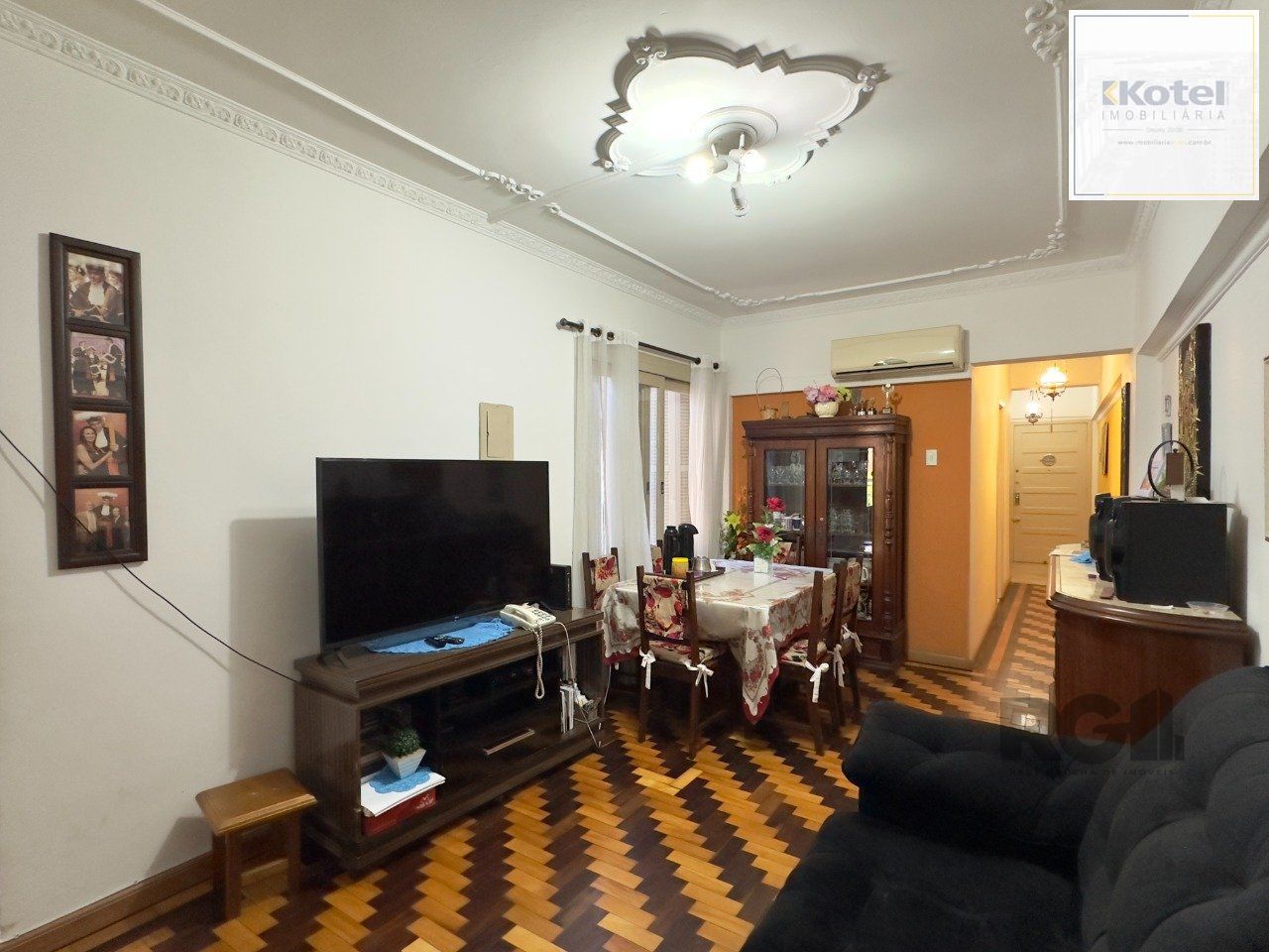 APARTAMENTO 3 DORMITÓRIOS DE 99M², COM SACADA, EM FRENTE À SANTA CASA NO CENTRO HISTÓRICO