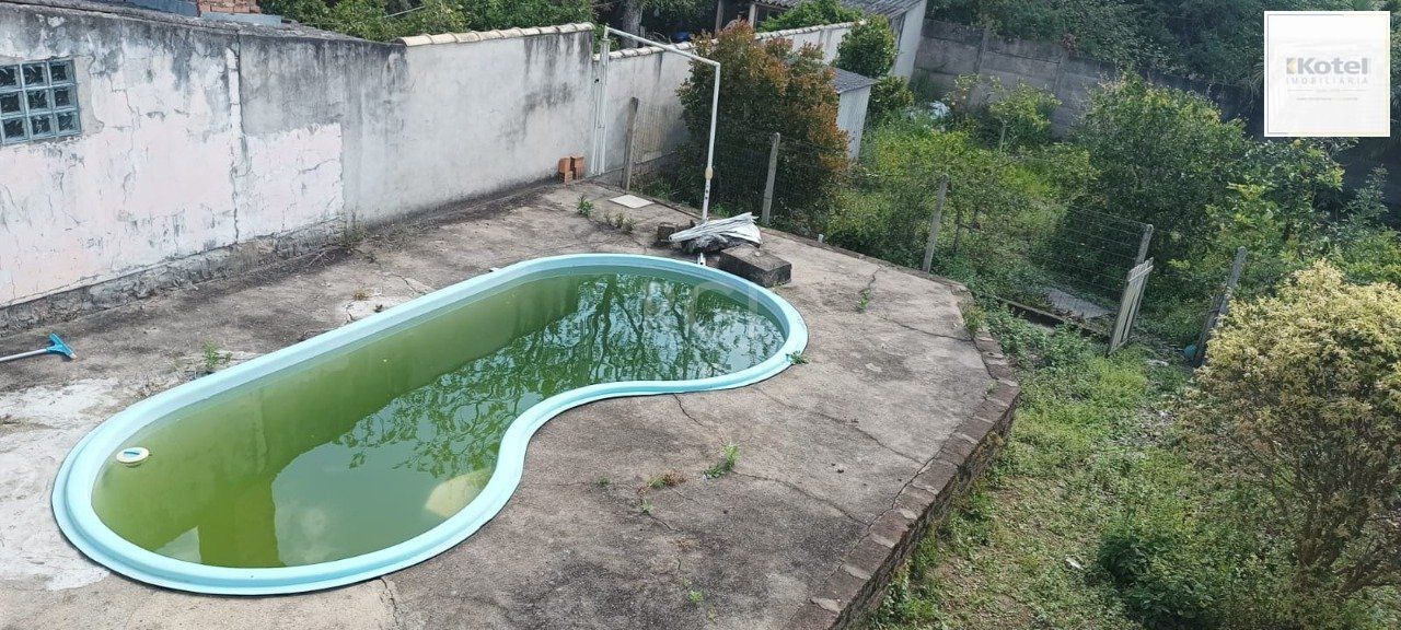 Casa para Venda - 250m², 3 dormitórios, sendo 1 suites, 2 vagas - Vila Nova, Porto Alegre