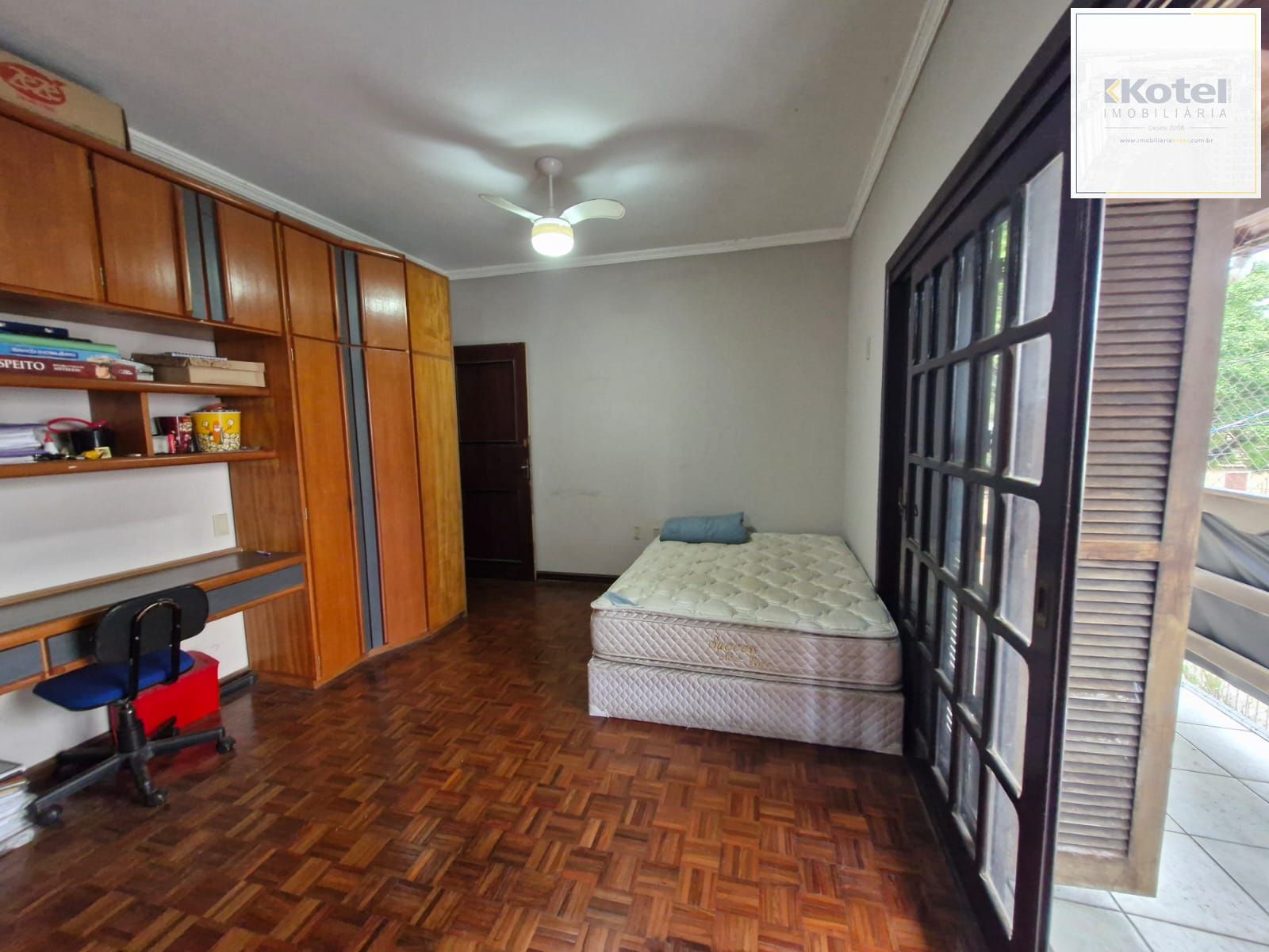 Casa de 3 dormitórios com piscina no bairro Teresópolis. — foto 4