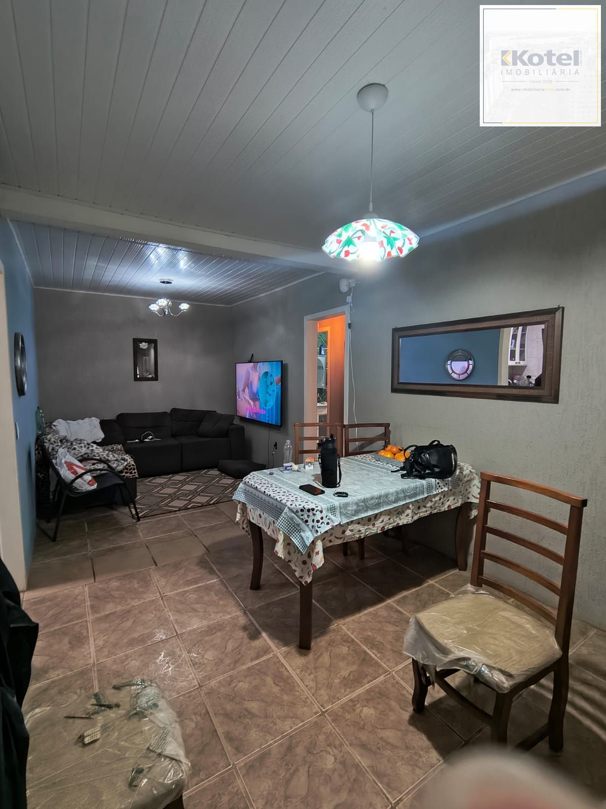Casa de esquina com 3 dormitórios no bairro Campo Novo