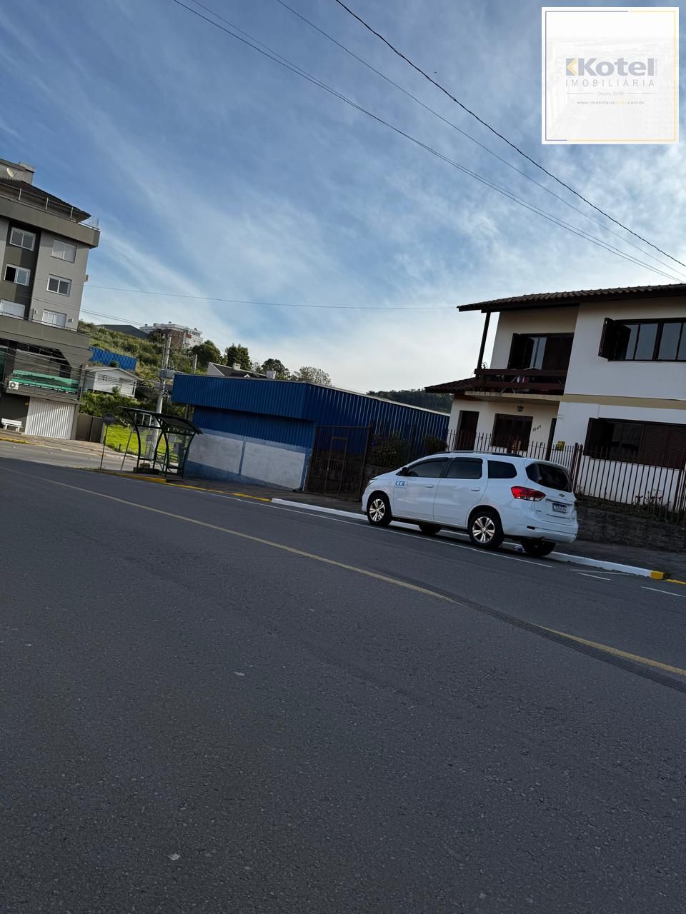 Apartamento de 3 dormitórios, suíte, e duas vagas — foto 2